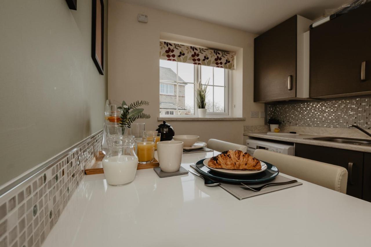 Coyle House, 3 Bed,Corby, Super Kings Or Twins, Driveway, Free Wi-Fi, Corporates Welcome Zewnętrze zdjęcie