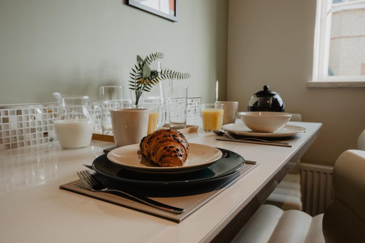 Coyle House, 3 Bed,Corby, Super Kings Or Twins, Driveway, Free Wi-Fi, Corporates Welcome Zewnętrze zdjęcie